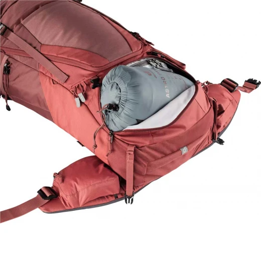 Deuter FUTURA AIR TREK 45+10 SL REDWOOD / LAVA – Image 10